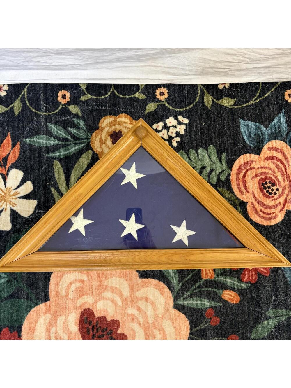 American flag with embroidered 50 stars 13 stripes with wood case vintage 90s